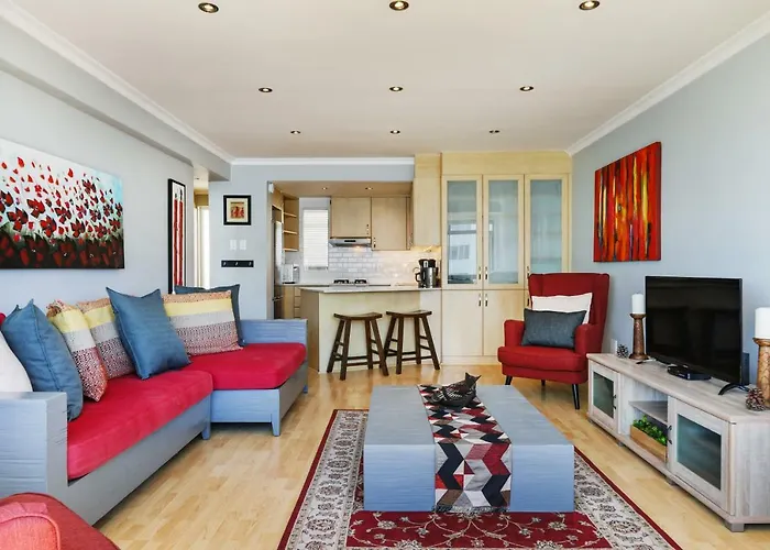 Backup-Powered Bantry Bay View 2 Bed Apartment