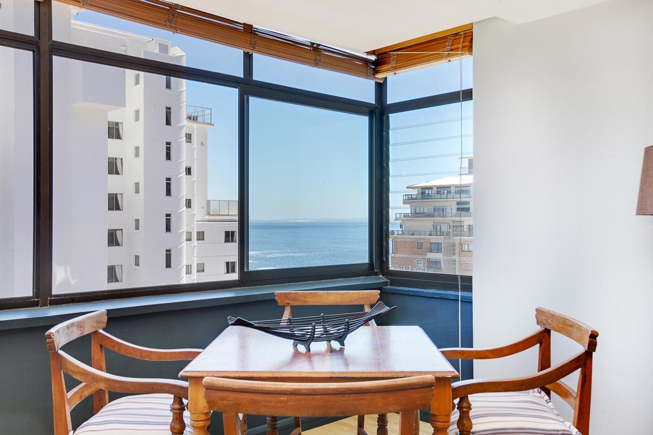 Backup-powered Bantry Bay View 2 Bed * Kaapstad