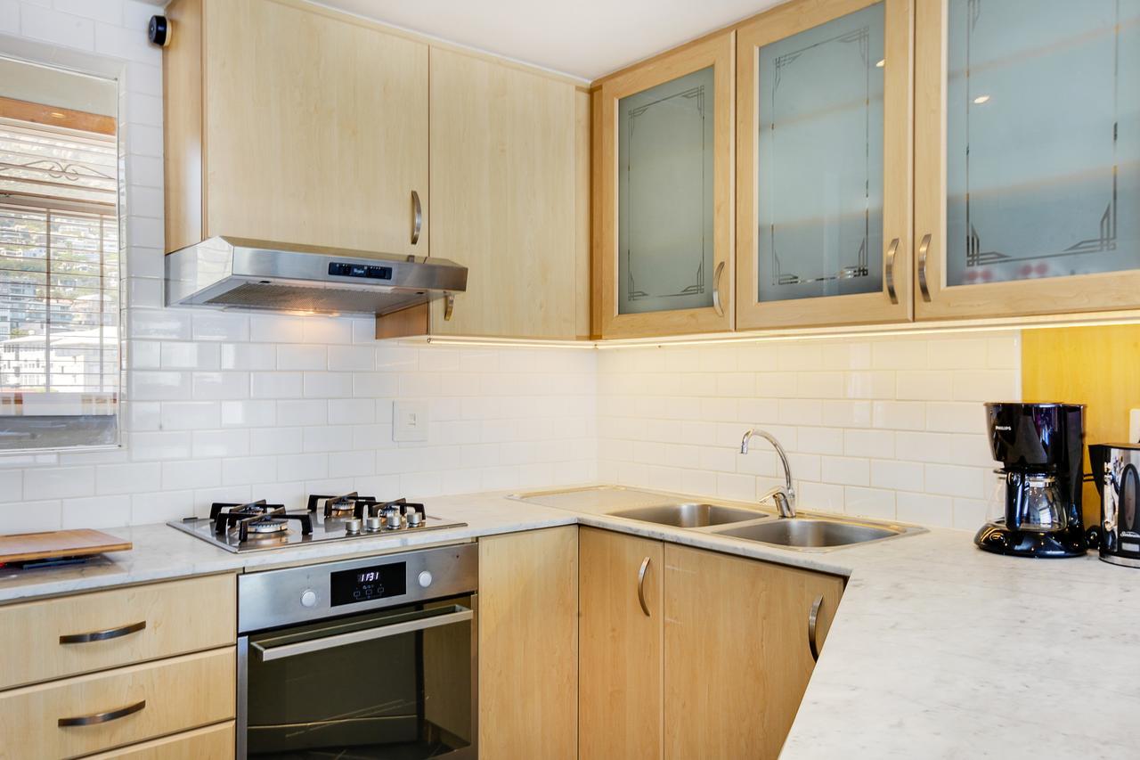 Backup-powered Bantry Bay View 2 Bed Kaapstad